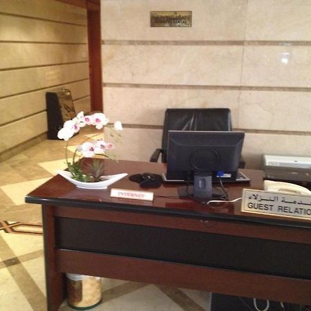 Jonrad Hotel Dubai Exterior foto