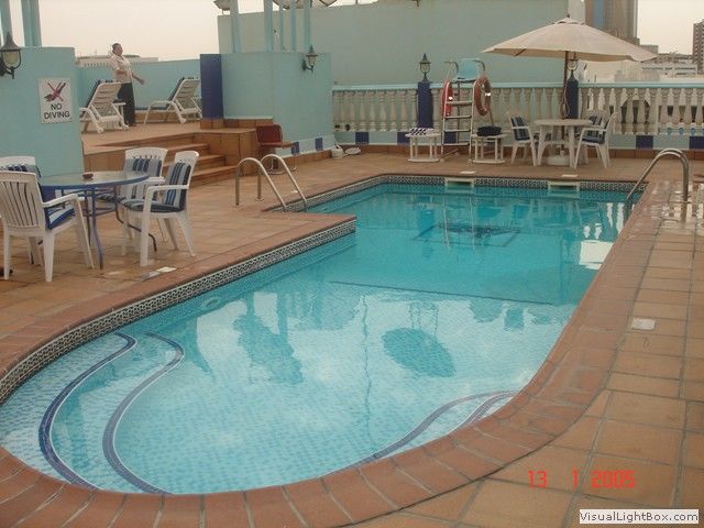 Jonrad Hotel Dubai Exterior foto